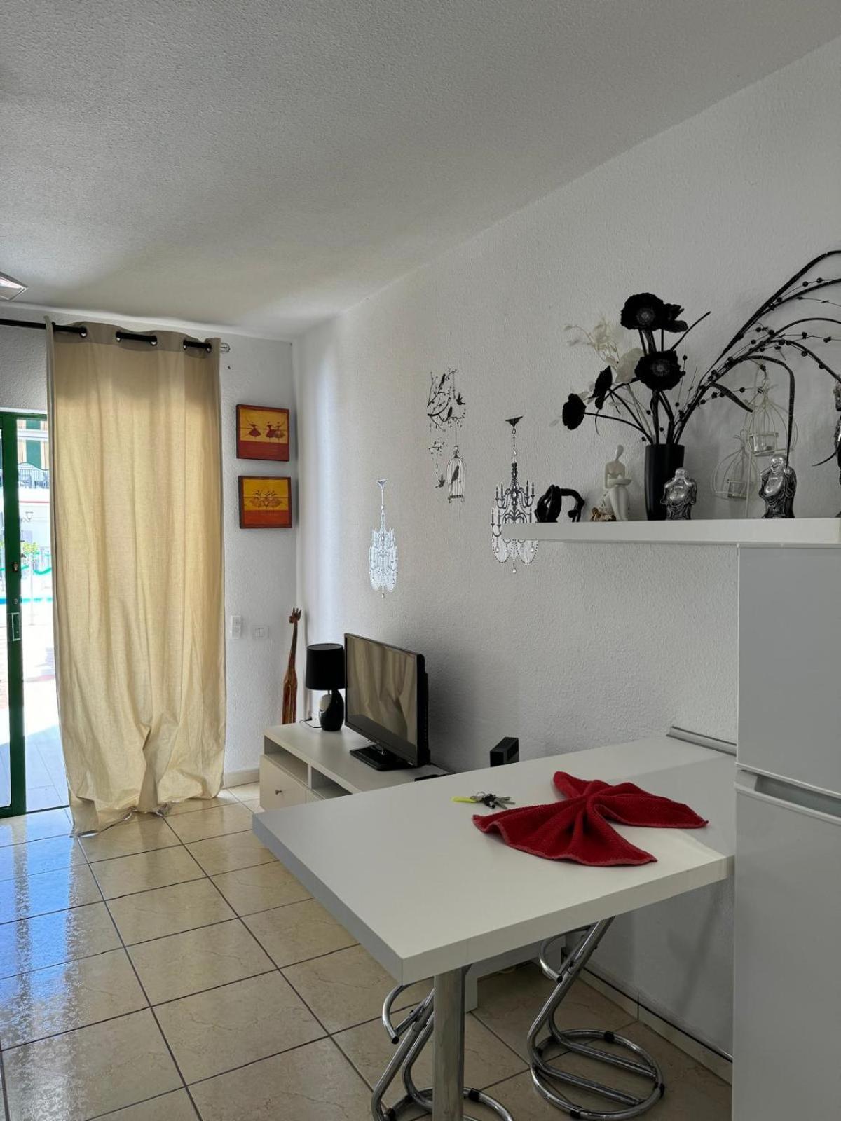 El Sol Chipeque, Los Cristianos Estudio المظهر الخارجي الصورة